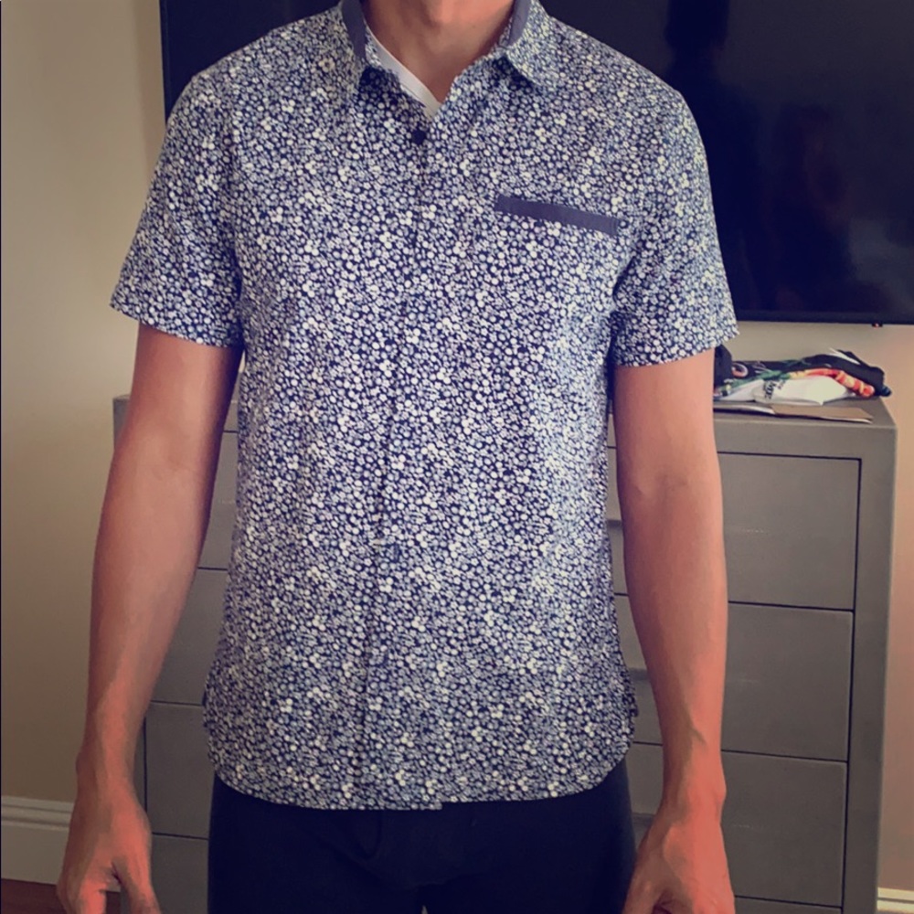 Men’s LULUlemon button up